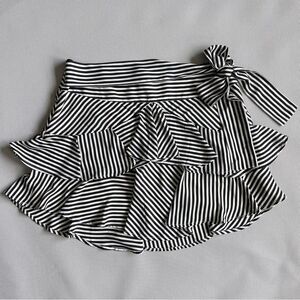 EXPRESS Striped Ruffled Mini Skirt Women’s Size 10